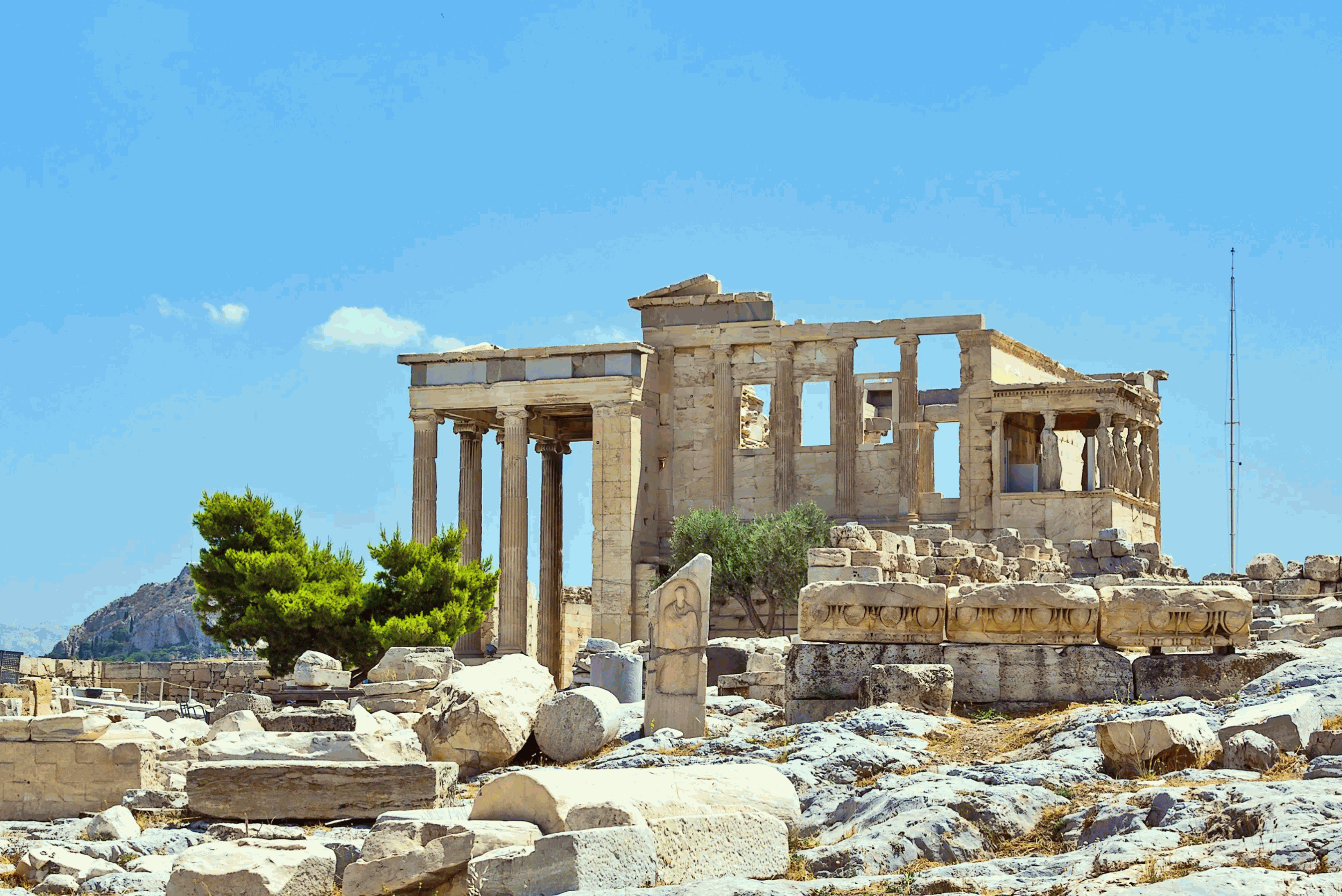 the ancient greek temple in athens greece