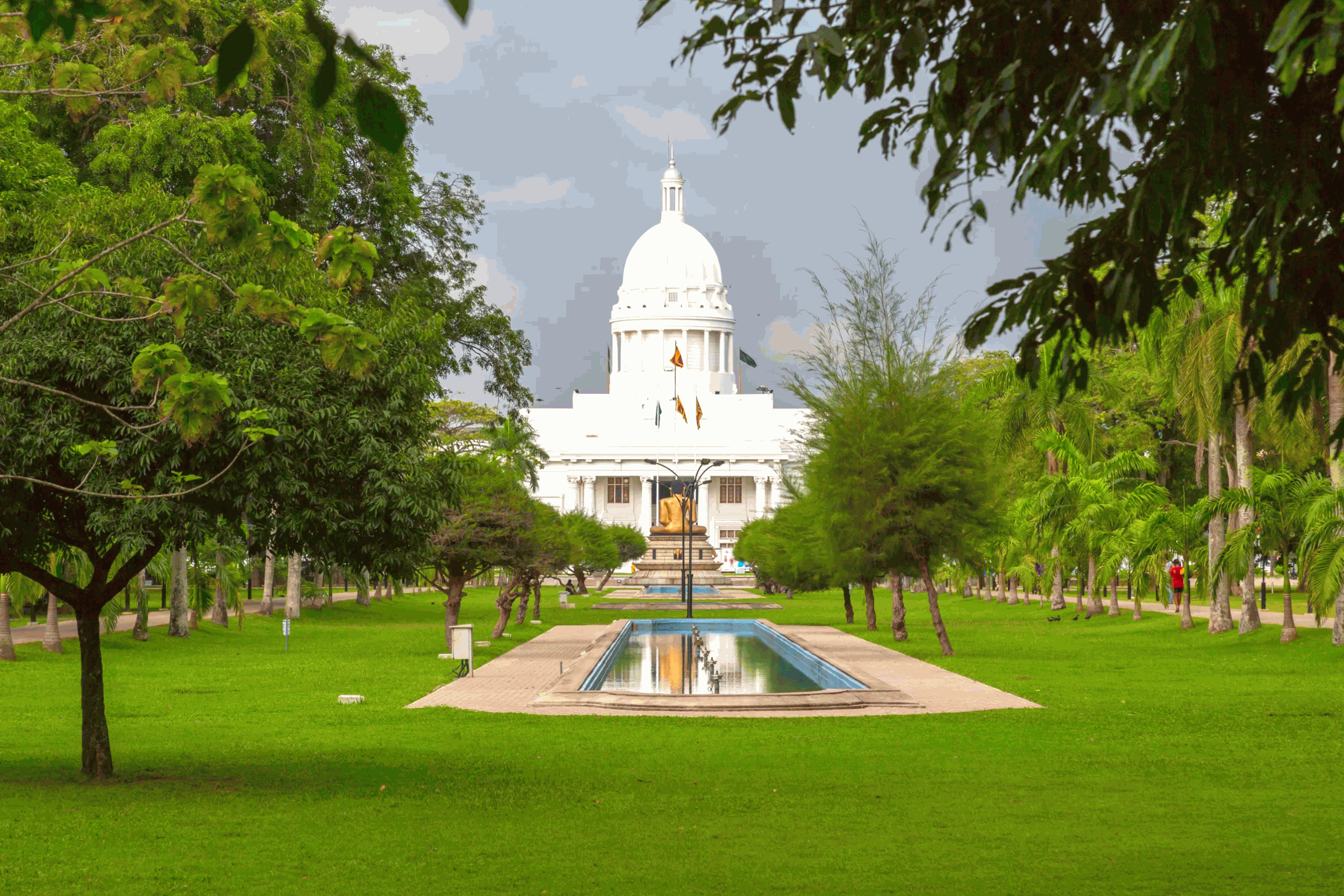 town hall of colombo is the headquarters of the colombo municipal